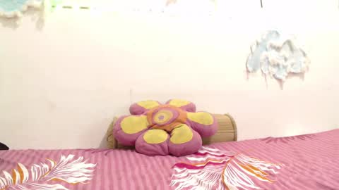 Megan Lavoe online show from 02-24-25, 05:54