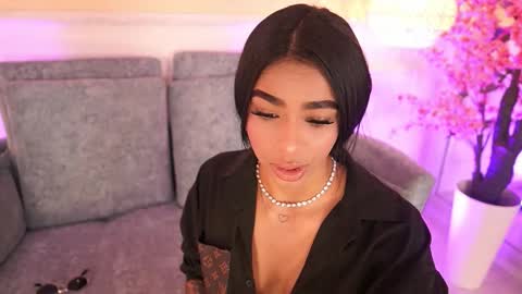 Snapshot of meganlowell chatting on 02-02-26, 07:23 Megan Lowell online show from 02-02-26, 07:23