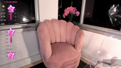 Snapshot of megann__sweet chatting on 01-09-25, 10:20 Mara online show from 01-09-25, 10:20