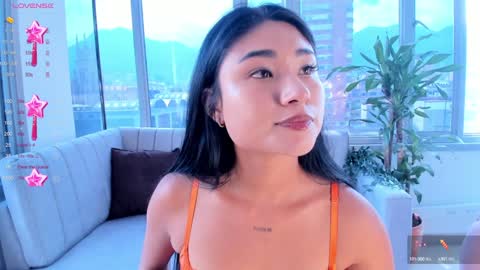 Snapshot of megann__sweet chatting on 01-17-25, 04:57 Mara online show from 01-17-25, 04:57