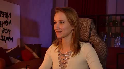 Snapshot of meganrodgers chatting on 06-23-26, 05:55 megan online show from 06-23-26, 05:55