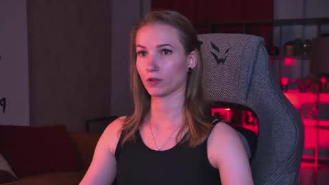 Snapshot of meganrodgers chatting on 07-11-26, 05:26 megan online show from 07-11-26, 05:26