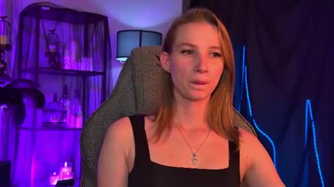 Snapshot of meganrodgers chatting on 07-14-26, 05:40 megan online show from 07-14-26, 05:40