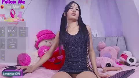 Snapshot of meganrouss7 chatting on 03-04-26, 02:17 Megan online show from 03-04-26, 02:17