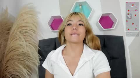 Snapshot of megansky18 chatting on 01-02-25, 10:55 megansky18 online show from 01-02-25, 10:55