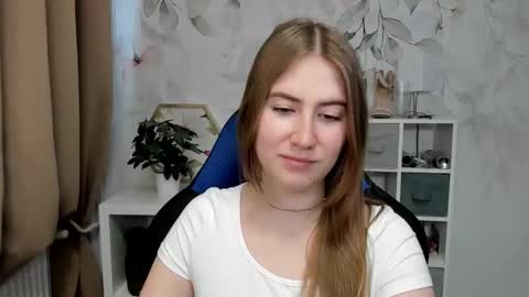 Megan online show from 05-08-26, 05:46