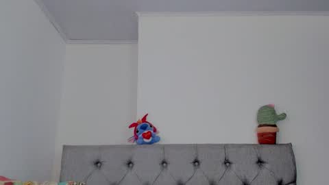 megansammy online show from 06-17-26, 06:42