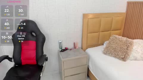 M E G A N  online show from 09-18-25, 12:40