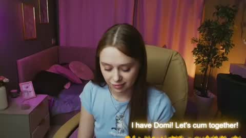 Snapshot of megg_ryan chatting on 05-11-26, 02:45 megg_ryan online show from 05-11-26, 02:45