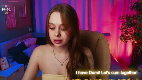 Snapshot of megg_ryan chatting on 06-08-26, 02:06 megg_ryan online show from 06-08-26, 02:06
