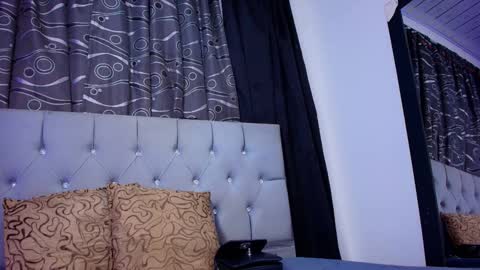 meggan online show from 11-04-25, 04:33