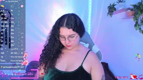 Snapshot of meggan_millerr chatting on 02-12-26, 01:22 online show from 02-12-26, 01:22