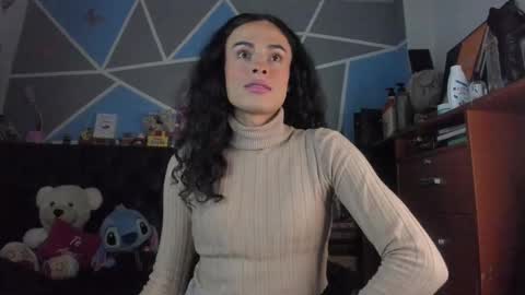 Alejandra 3 online show from 10-05-25, 07:07