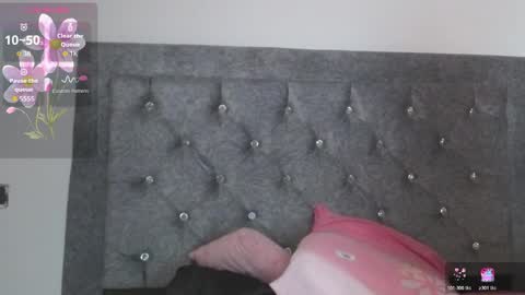 Meghan  online show from 01-06-26, 07:39