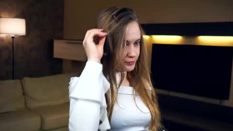 Snapshot of meghanantell chatting on 02-26-25, 08:04 Alberta   First stream 02252025 1230 UTC online show from 02-26-25, 08:04