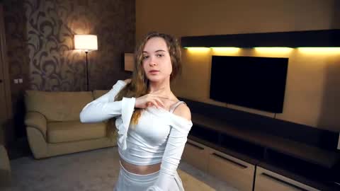Snapshot of meghanantell chatting on 03-09-25, 07:45 Alberta   First stream 02252025 1230 UTC online show from 03-09-25, 07:45