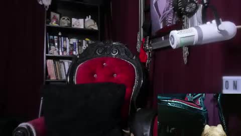 Goddess Sara online show from 06-25-26, 01:38