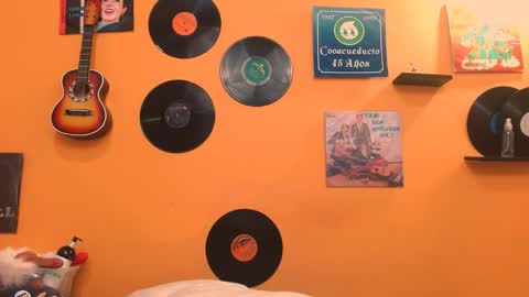 Snapshot of meisevil77 chatting on 01-08-26, 02:03 MEIS online show from 01-08-26, 02:03