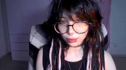 Snapshot of meitenshi chatting on 11-15-25, 05:27 mori3 online show from 11-15-25, 05:27