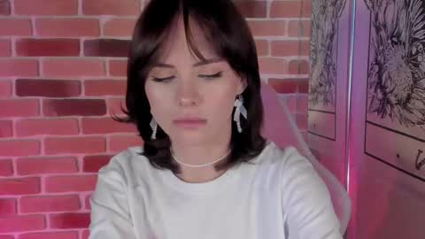 Katie  Payne online show from 10-05-25, 04:22