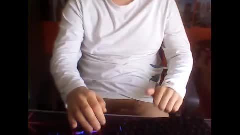 meks5544 online show from 05-09-26, 08:52