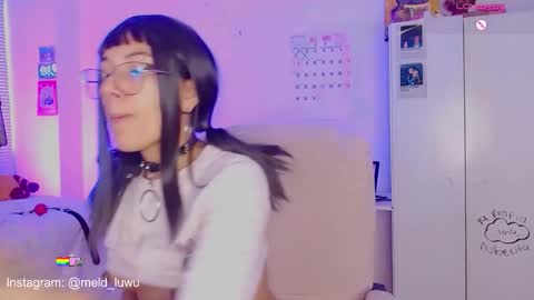 Melissa  -  -  Please help me to reach 100 thumbs up online show from 12-02-25, 10:05