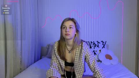 Mel online show from 01-25-25, 04:02