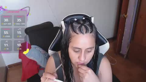 Snapshot of mel_raise chatting on 05-23-26, 12:31 mel raise online show from 05-23-26, 12:31