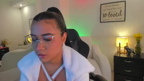 melan_owen online show from 06-20-26, 11:02