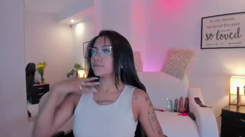 melan_owen online show from 07-27-26, 06:48