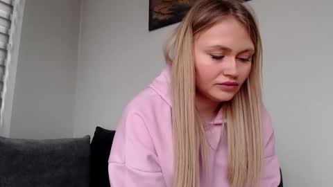 Melania online show from 03-08-25, 11:48