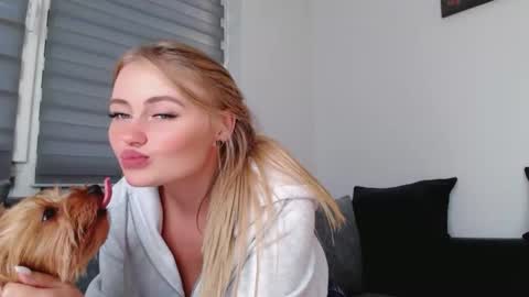 Melania online show from 09-19-25, 11:33