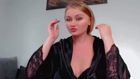 Melania online show from 10-20-25, 11:21