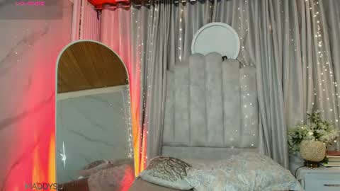 Melani sunny online show from 06-25-26, 05:12