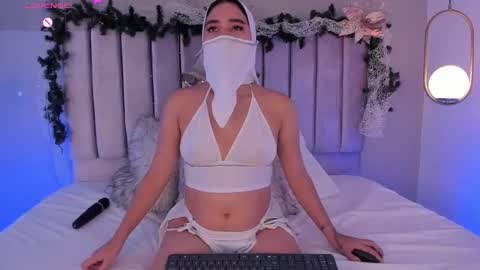 Melanie online show from 11-25-25, 07:58