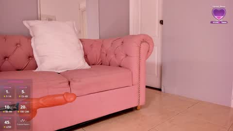 Snapshot of melanie_milleer chatting on 12-29-24, 08:55 Melanie Miller online show from 12-29-24, 08:55