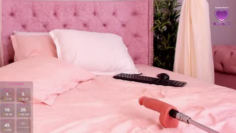 Snapshot of melanie_milleer chatting on 01-08-25, 10:04 Melanie Miller online show from 01-08-25, 10:04