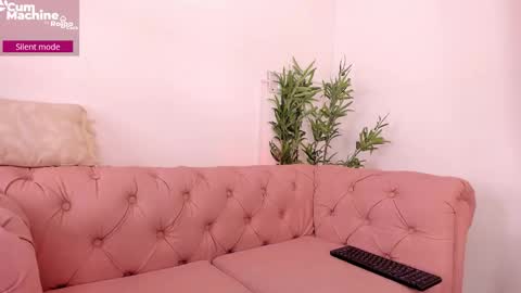 Snapshot of melanie_milleer chatting on 10-18-25, 02:14 Melanie Miller online show from 10-18-25, 02:14