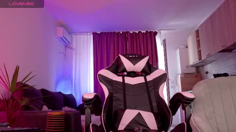 melanie_way online show from 07-15-26, 02:33