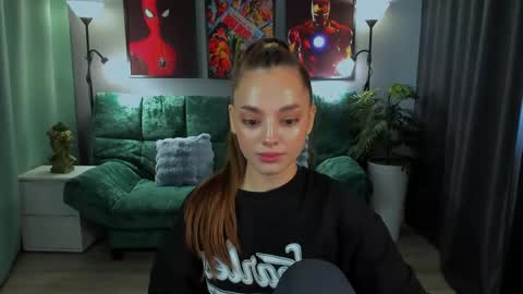MelanieAlves online show from 05-03-26, 02:45