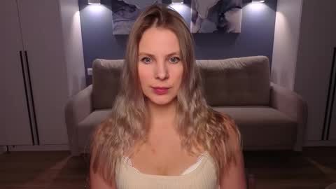 Melanie Bennett online show from 02-10-26, 06:28