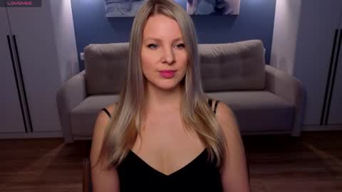 Melanie Bennett online show from 04-10-26, 06:51