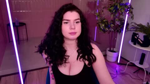 Snapshot of melaniecarterr chatting on 02-27-25, 08:20 Melanie online show from 02-27-25, 08:20