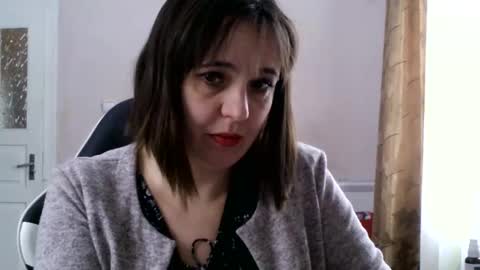 MelanieeSugar online show from 12-15-24, 10:07