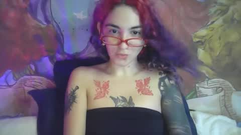 Snapshot of melaniefairy chatting on 01-14-26, 05:35 Melanie online show from 01-14-26, 05:35