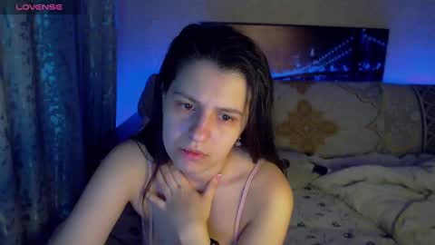 Snapshot of melaniemoor chatting on 12-05-24, 01:38 Melanie Milena online show from 12-05-24, 01:38