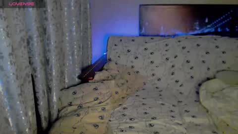 Snapshot of melaniemoor chatting on 12-11-24, 04:39 Melanie Milena online show from 12-11-24, 04:39