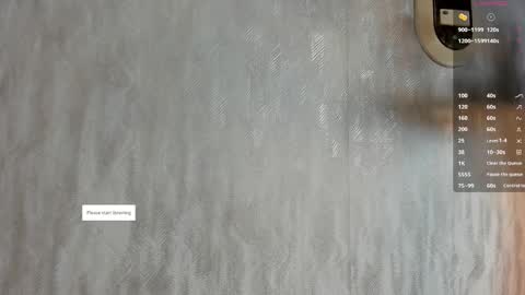 Snapshot of melanierioss_ chatting on 10-04-25, 01:20 online show from 10-04-25, 01:20