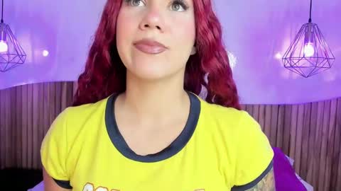 Snapshot of melanieroux chatting on 01-25-25, 07:49 Melanie Roux online show from 01-25-25, 07:49