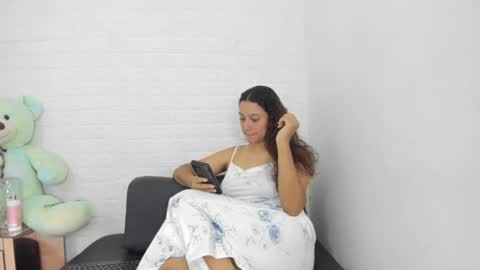melannie roses online show from 07-09-26, 07:18